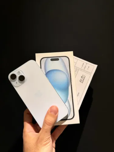 IPHONE 15 AZUL 128GB - USADO