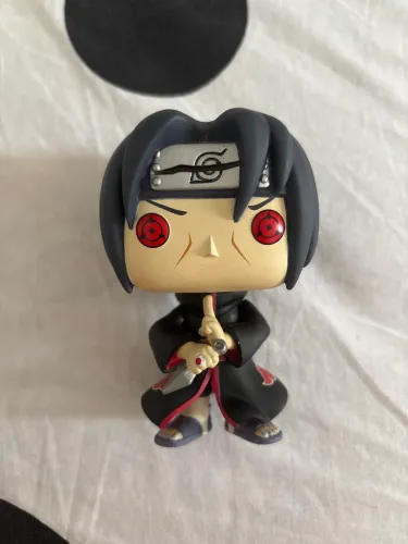  Funko pop  itachi