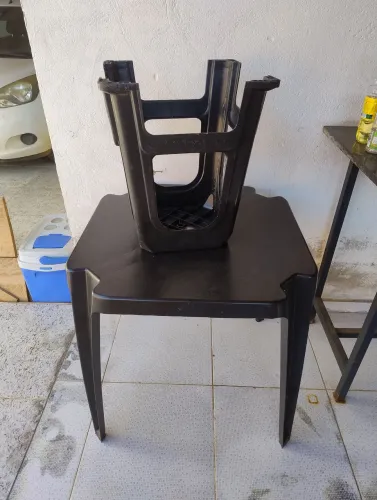 JOGO DE MESA COM 4 BANCO