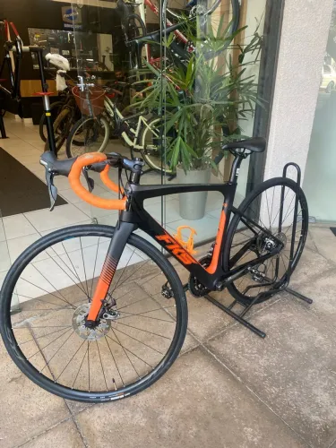 Speed fks de carbono
