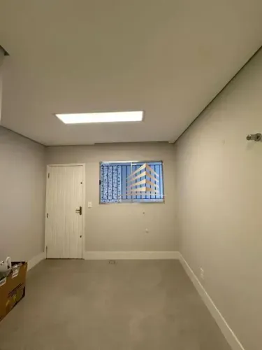 Aluga sala no centro de Guarulhos recém reformada