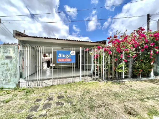 Casa para locação no Pitimbu - 3/4, 1 Suíte, 2 Vagas