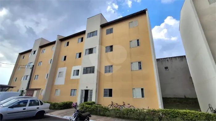 Apartamento á venda com 2 quartos em Votorantim SP
