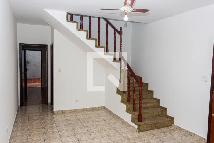 Casa à Venda - Rio Bonito, 3 Quartos, 100 m2