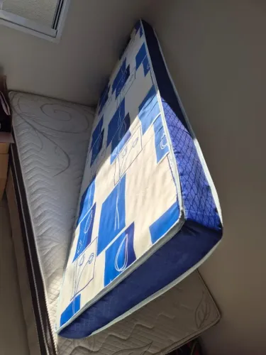 Colchão solteiro usado 2x