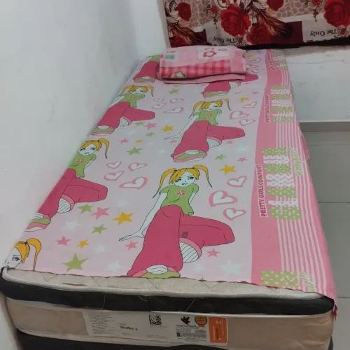 Cama