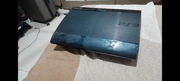Ps3 super slim com defeito