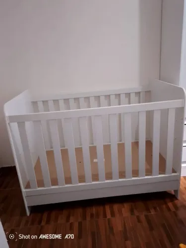 Berço Americano vira cama novo $400