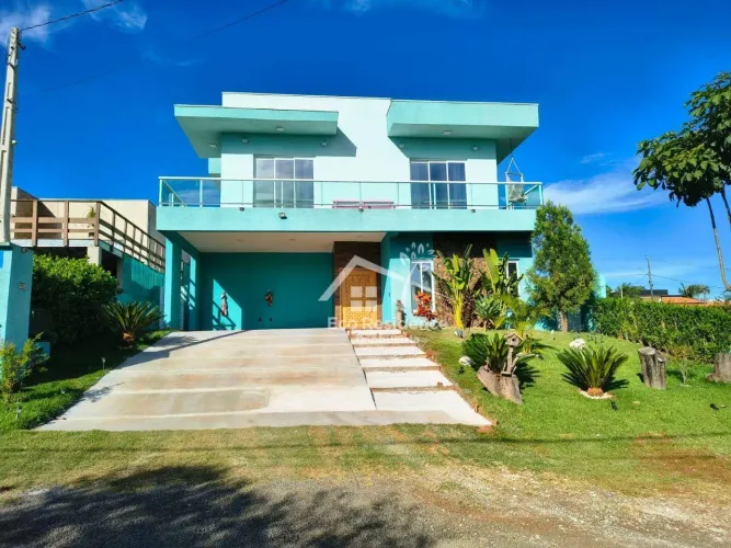 Sobrado Lindíssimo com 4 dormitórios à venda, 230 m² por R$ 1.300.000 - Ninho Verde II - P