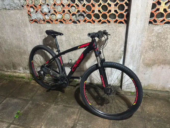 Bicicleta Oggi Hacker HDS