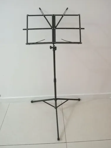 Pedestal para Leitura de Partituras 