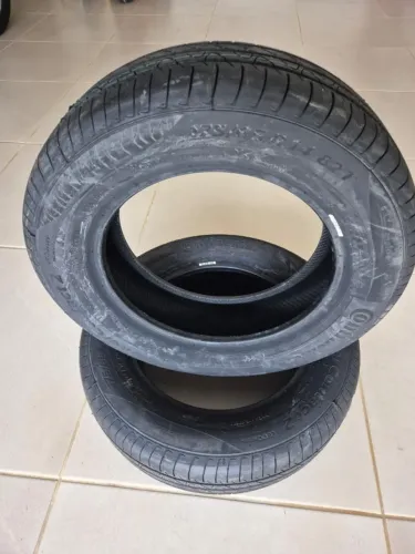 2 Pneus 175/65R14 Continental PowerContact 2 84T
