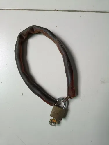 Corrente para bicicleta e moto