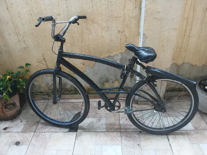 Bike Caloi.  ?100 reais?