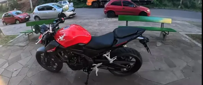 Hornet  CB 500 HORNET 25/26 Impecável 