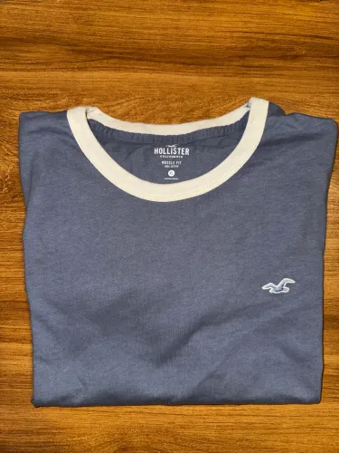 Camiseta Hollister Muscle Fit Original - Importada dos EUA Tam:GG