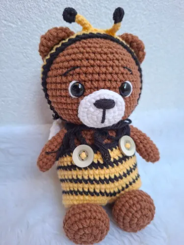 Ursinho amigurumi crochê para decoração