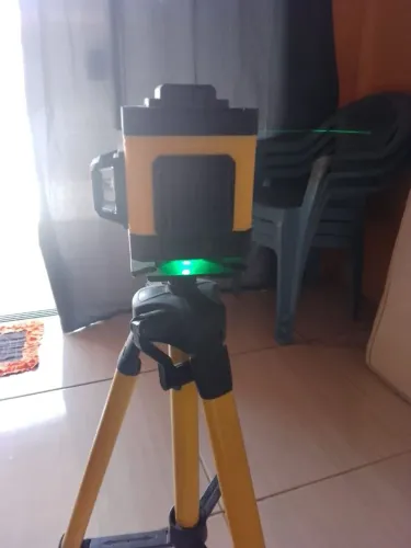 Nível a laser