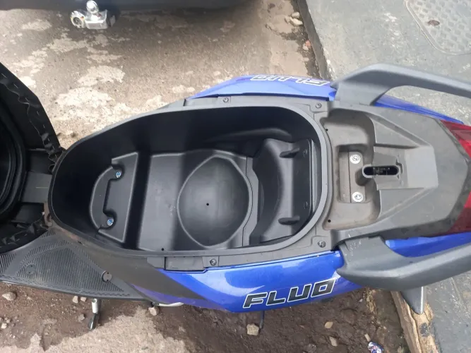 Moto Yamaha Fluo
