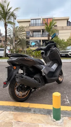 Nmax em excelente estado