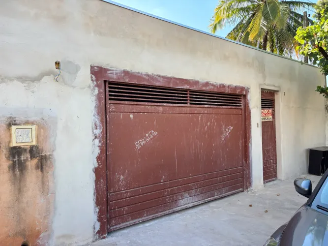 Casa em obras: 3 quartos, área de lazer, lavanderia, Concórdia 3 - Oportunidade!