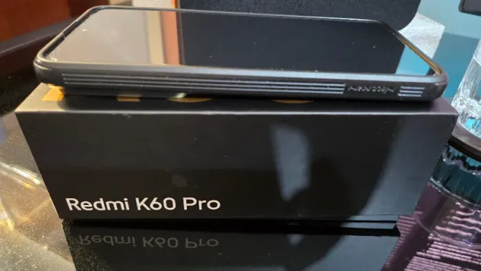 (Usado) Smartphone Xiaomi Redmi K60 Pro 5G, Snapdragon 8 Gen 2, 12GB RAM + 256GB, Tela 2k