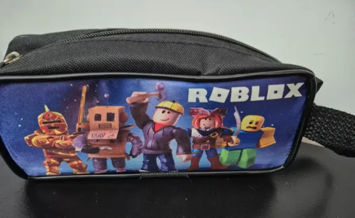 Estojo Roblox