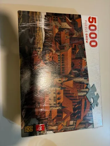 Puzzle Grow 5000 peças Vilarejo Surreal 