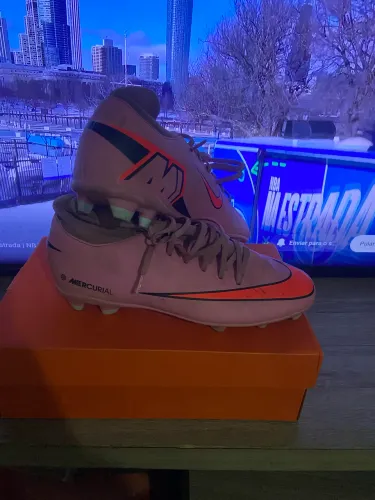 Chuteira Nike