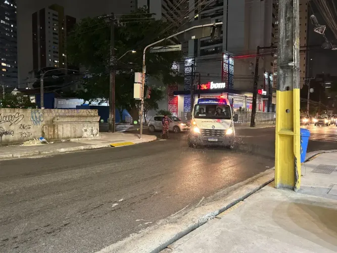 Imóvel à Venda na Torre 445m², 1 Quarto (1 Suíte)
