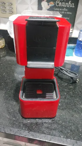 Cafeteira Expresso Pop Plus 3 Corações