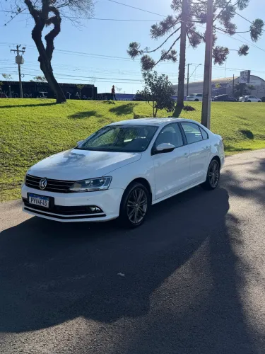 Volkswagen Jetta Comfortline 1.4 TSI 16V 4P Aut. 2016