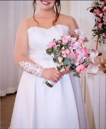 Vestido de noiva + véu 