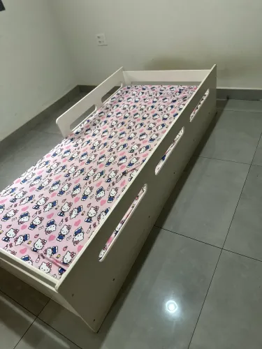 Cama infantil com grade SonoramaBaby