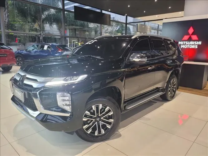 Mitsubishi Pajero Sport SE/ HPE 2.8 4X4 Diesel Aut. 2023