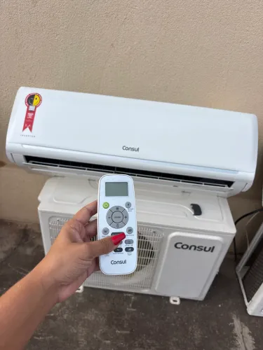 Vendo ar-condicionado Cônsul Inverter