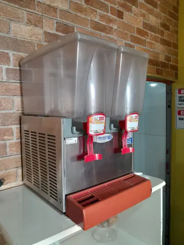 Refresqueira Platinum REUBLY32 30 Litros - Excelente Estado