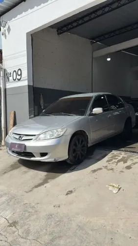 Honda Civic Sedan LX 1.7 16V 115cv Mec. 4P 2005