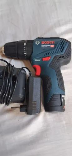 Parafusadeira é Furadeira bosch