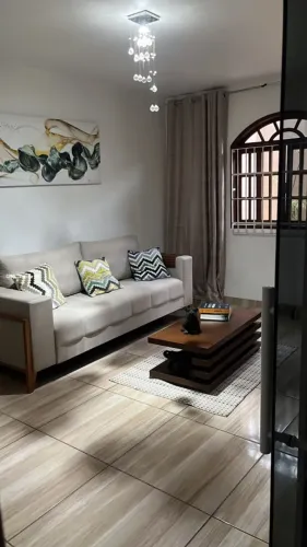 Casa para Venda em Macaé, Sol e Mar, 5 dormitórios, 1 suíte, 3 banheiros, 3 vagas
