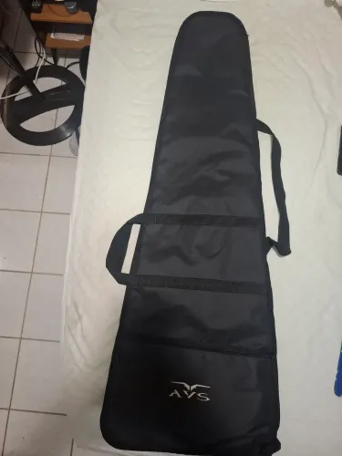 CAPA BAG PARA GUITARRA OU CONTRA BAIXO AVS NOVA SEM AVARIAS.