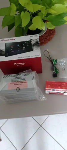 DVD Automotivo PIONER DMH-145BR novo na caixa, vendo nunca foi instalado com câmara de ré