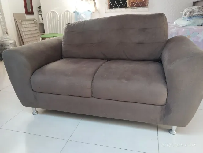 Sofá 2 lugares