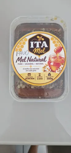 Favo do mel natural
