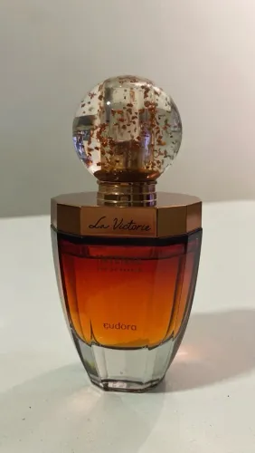 Vendo eau de parfum Eudora
