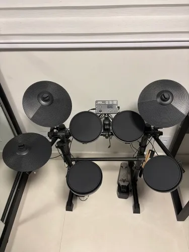 Vendo Bateria Eletrônica NOVA!