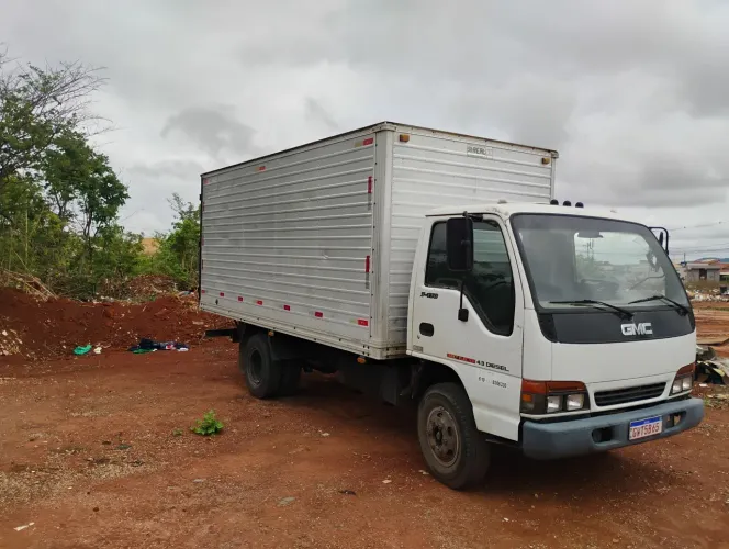 Caminhão 3/4 