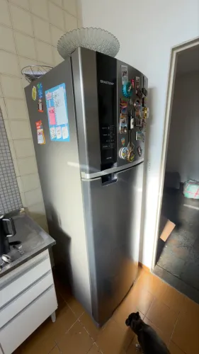Vende-se geladeira Brastemp 400 l