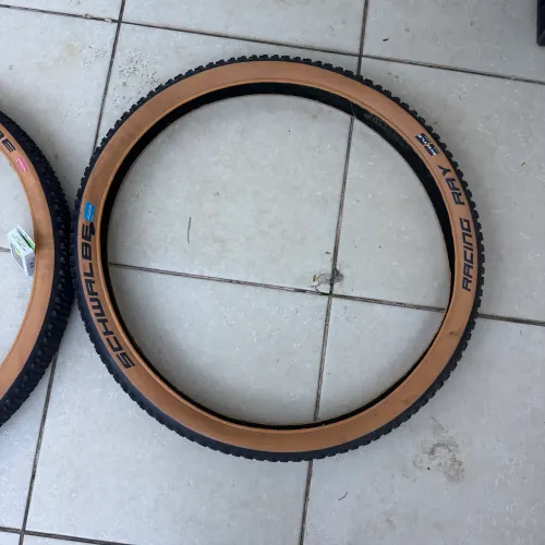 Par de Pneus MTB Schwalbe Racing Ralph 