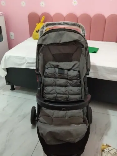 Carrinho de bebê voyage